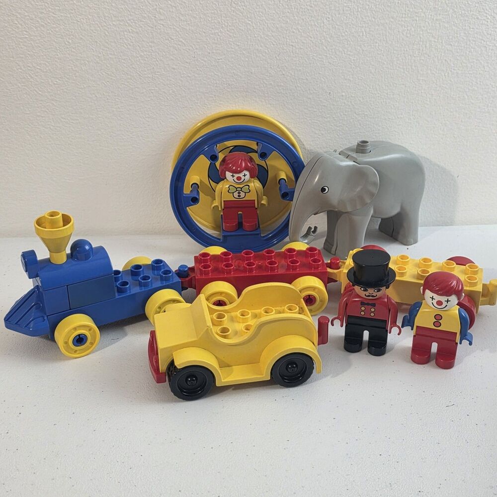 Vintage LEGO Duplo Circus Clowns Elephant  Ringmaster Pieces From 2651 Vtg Train